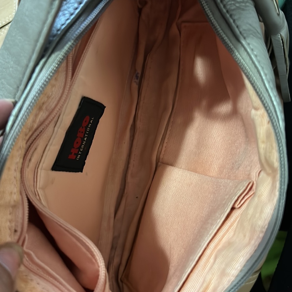 HOBO International ✨gray shoulder purse as is - Picture 11 of 14